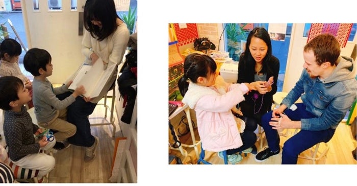 絵本を読んだり、ボランティアと遊ぶ子どもたち